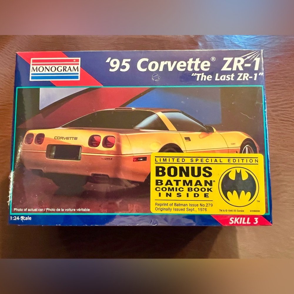 Monogram ‘95 Chevrolet Corvette ZR-1 (Factory Sealed) Kit Batman Comic